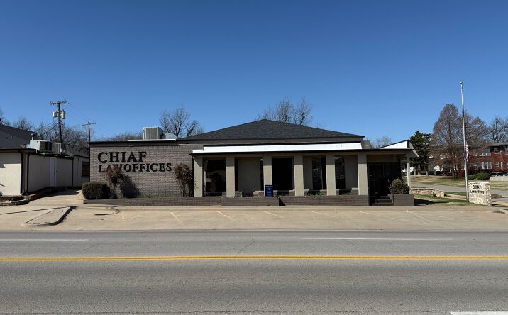 Pictures of Office property located at 1717 N Broadway Ave, Oklahoma City, OK 73103 for lease - image #1