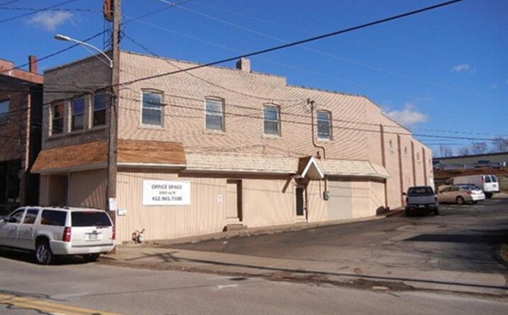 Pictures of Office property located at 419 Station St, Bridgeville, PA 15017 for lease - image #1