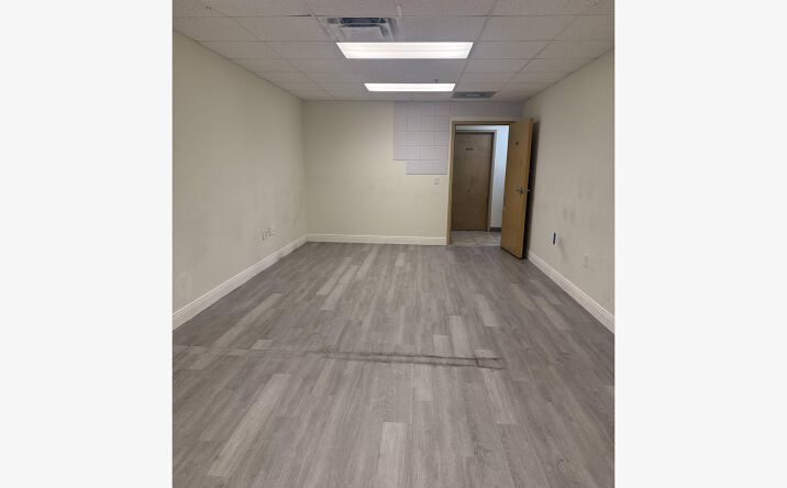 Pictures of Office property located at 4137 W Vine St, Kissimmee, FL 34741 for lease - image #1