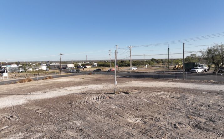 Pictures of Land property located at 2080 Brown St, Eagle Pass, TX 78852 for lease - image #1