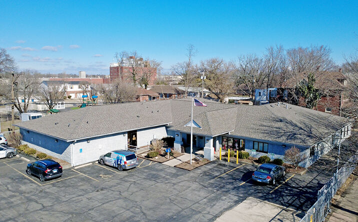 Pictures of Retail, Office property located at 1249 20th St, Granite City, IL 62040 for lease - image #1