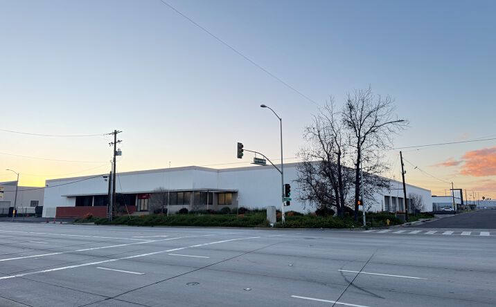 Pictures of Industrial property located at 6467 E Washington Blvd, Commerce, CA 90040 for lease - image #1