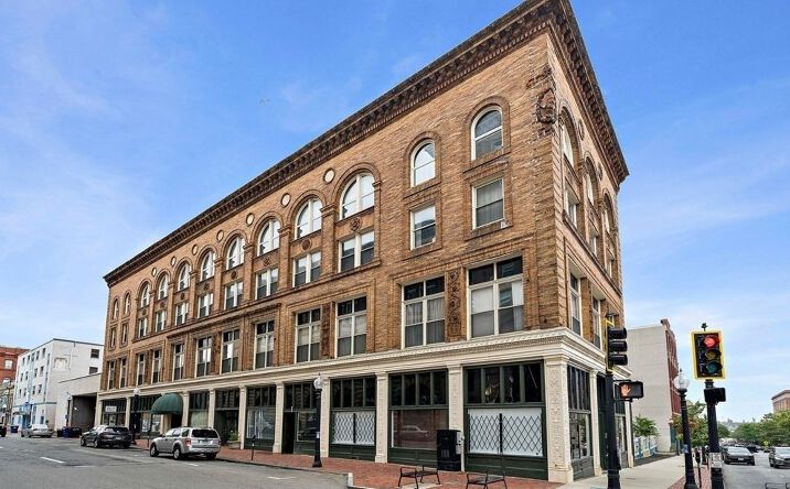 Pictures of Office, Retail property located at 211 Union St, New Bedford, MA 02740 for lease - image #1
