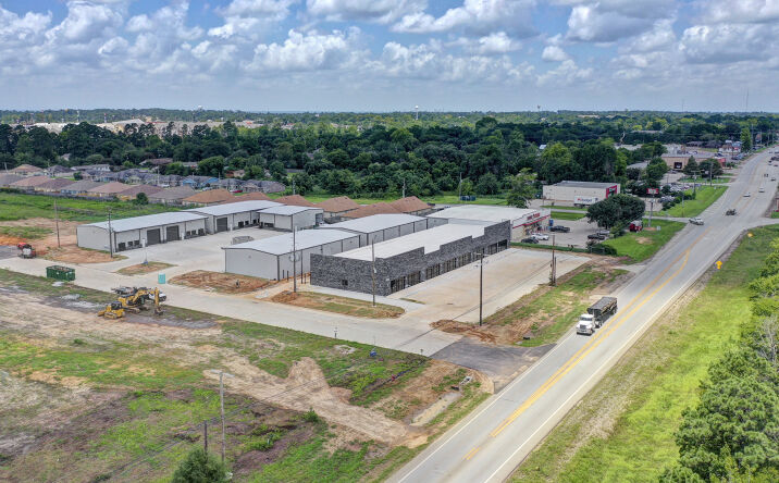Pictures of Industrial, Retail property located at 12261 TX-75, Willis, TX 77378 for lease - image #1