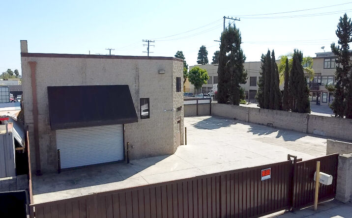 Pictures of Industrial property located at 23182 Orange Ave, Lake Forest, CA 92630 for lease - image #1