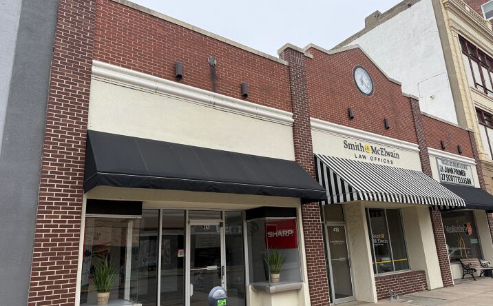 Pictures of Retail, Office property located at 420 Pierce St, Sioux City, IA 51101 for lease - image #1