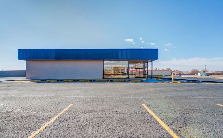 Pictures of Retail, Office, Industrial property located at 5819 4th St, Lubbock, TX 79416 for lease - image #1
