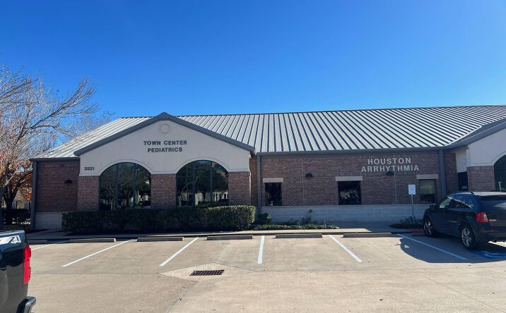 Pictures of Office property located at 3521 Town Center Blvd, Sugar Land, TX 77479 for lease - image #1