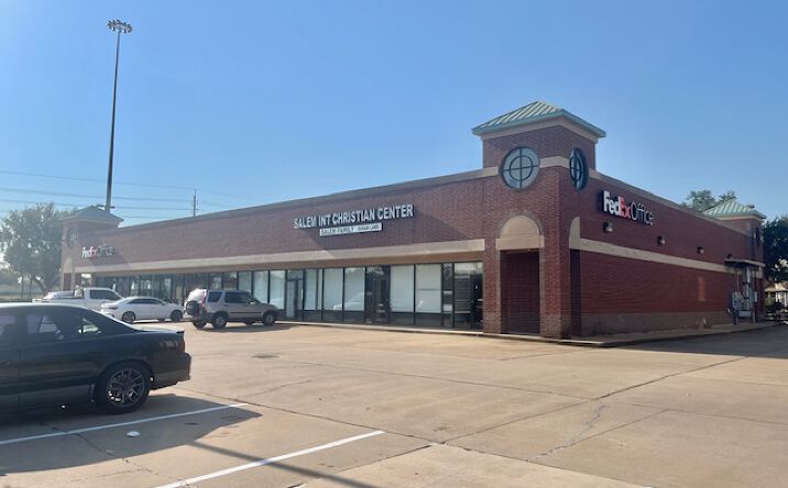 Pictures of Office property located at 14056 Southwest Fwy, Sugar Land, TX 77478 for lease - image #1