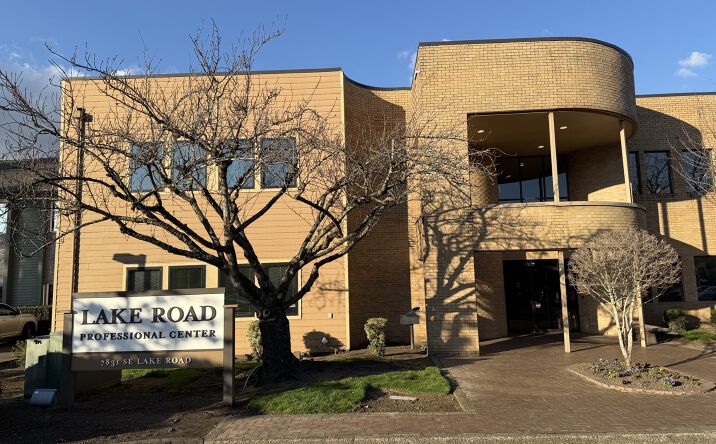 Pictures of Office property located at 7831 SE Lake Rd, Portland, OR 97267 for lease - image #1