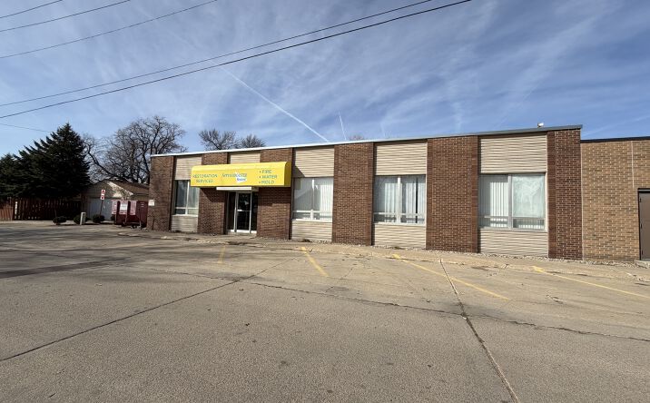 Pictures of Industrial property located at 1905 A St, South Sioux City, NE 68776 for lease - image #1