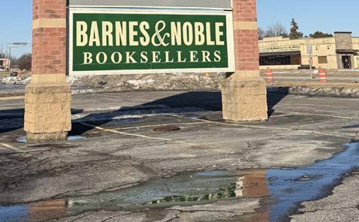 Pictures of Retail property located at 2710 S Green Bay Rd, Racine, WI 53406 for lease - image #1
