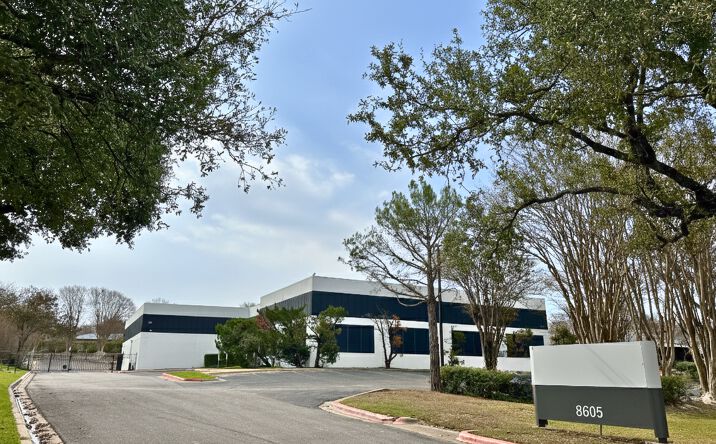 Pictures of Office, Industrial property located at 8605 Cross Park Dr, Austin, TX 78754 for lease - image #1