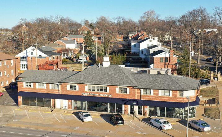 Pictures of Retail, Office property located at 444 S Brentwood Blvd, Clayton, MO 63105 for lease - image #1