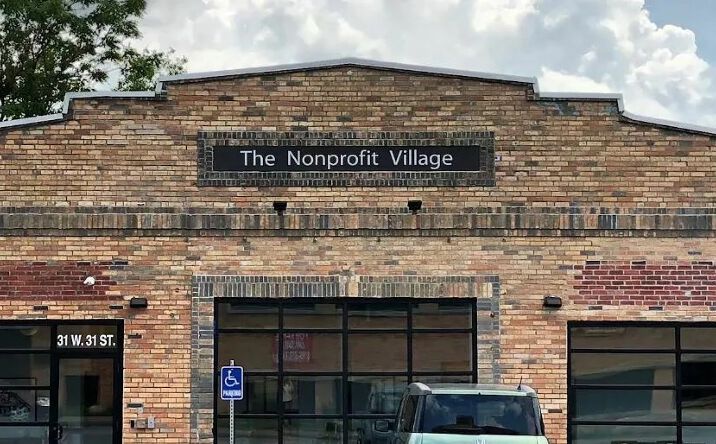 Pictures of Office property located at 31 W 31st St, Kansas City, MO 64111 for lease - image #1