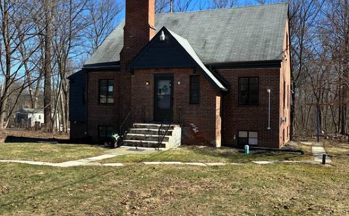Pictures of Special Purpose property located at 283 Windsor Highway, New Windsor, NY 12553 for lease - image #1