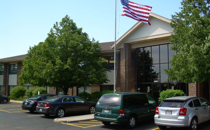 Pictures of Office property located at 5400 W ELM Street 205, McHenry, IL 60050 for lease - image #1