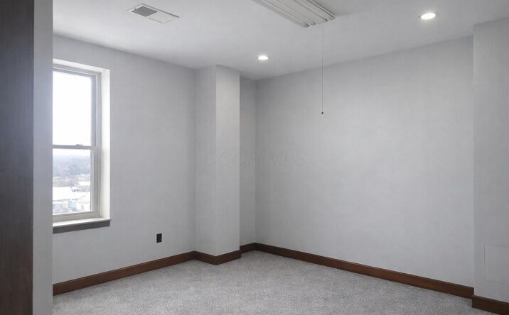 Pictures of Office property located at 201 S Broad Street #510, Lancaster, OH 43130 for lease - image #1