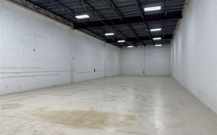 Pictures of Industrial property located at 1605 NW 82nd Ave, Doral, FL 33126 for lease - image #1