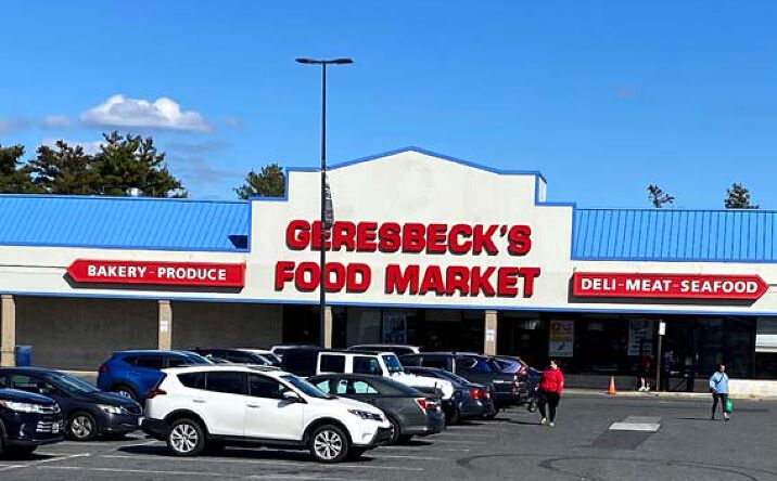 Pictures of Retail property located at 8487-8491 Fort Smallwood Road, Pasadena, MD 21122 for lease - image #1