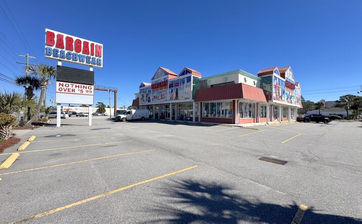 Pictures of Office property located at 1639 Hwy 17 S, North Myrtle Beach, SC 29582 for lease - image #1