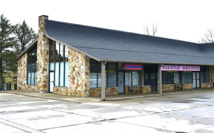 Pictures of Retail property located at 20455 Rte 19, Cranberry Township, PA 16066 for lease - image #1
