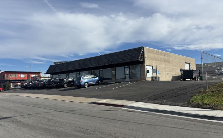 Pictures of Industrial property located at 7739 Othello Ave, San Diego, CA 92111 for lease - image #1