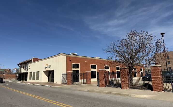 Pictures of Office property located at 1318 N Robinson Ave, Oklahoma City, OK 73103 for lease - image #1