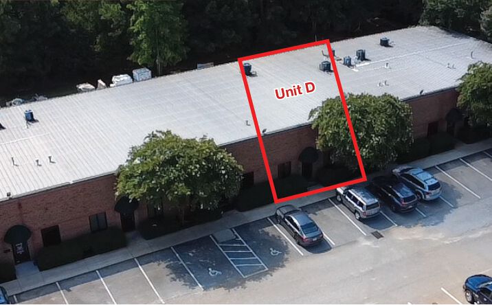 Pictures of Industrial property located at 222 Ladean Ct, Simpsonville, SC 29680 for lease - image #1