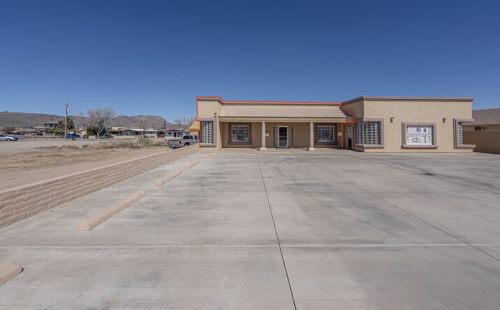 Pictures of Retail, Office property located at 1921 Motor Ave, Kingman, AZ 86401 for lease - image #1