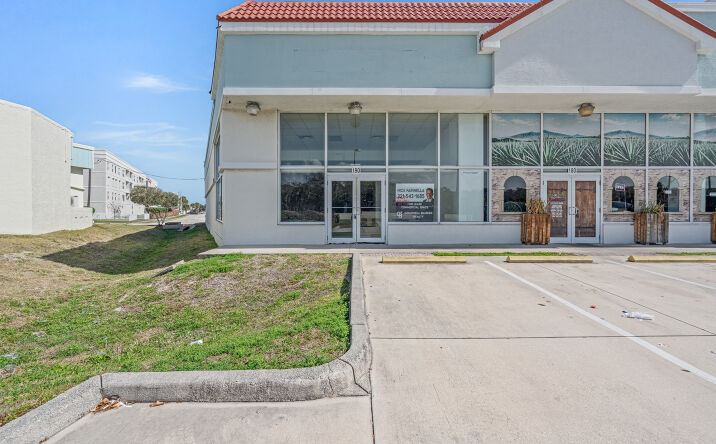 Pictures of Retail property located at 5240 N Atlantic Ave, Cocoa Beach, FL 32931 for lease - image #1