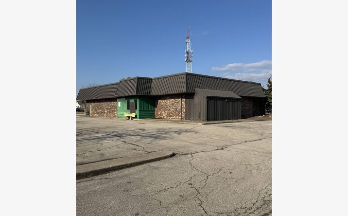 Pictures of Retail, Office property located at 122 Broadway St, Toledo, OH 43604 for lease - image #1