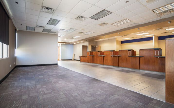 Pictures of Restaurant, Office, Retail property located at 5547 S Rainbow Blvd, Las Vegas, NV 89118 for lease - image #1