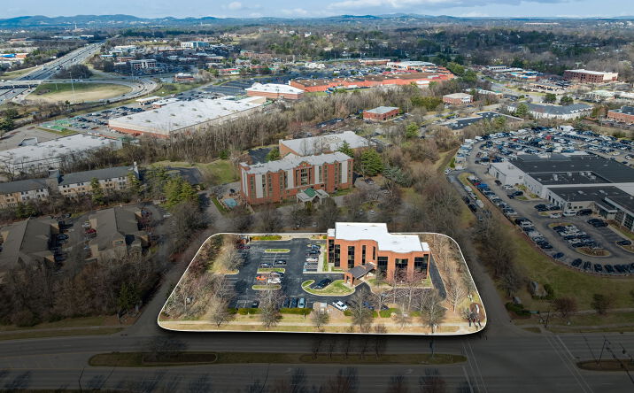 Pictures of Office property located at 660 Bakers Bridge Ave, Franklin, TN 37067 for lease - image #1