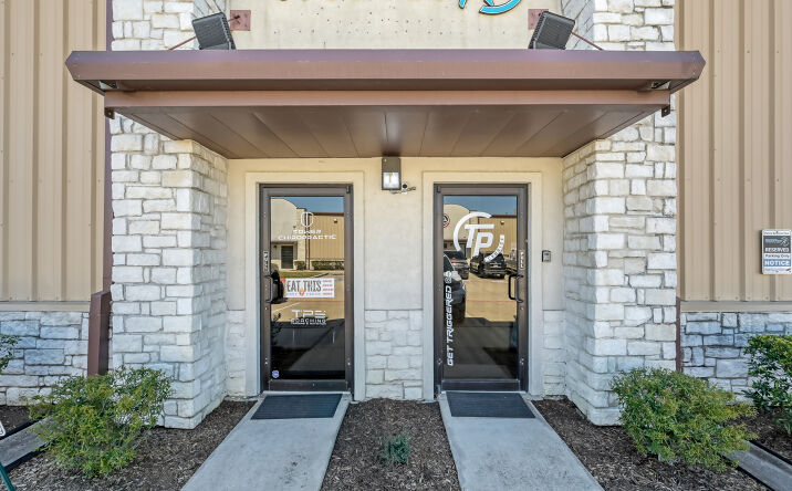 Pictures of Office property located at 26797 Hanna Rd, Oak Ridge North, TX 77385 for lease - image #1