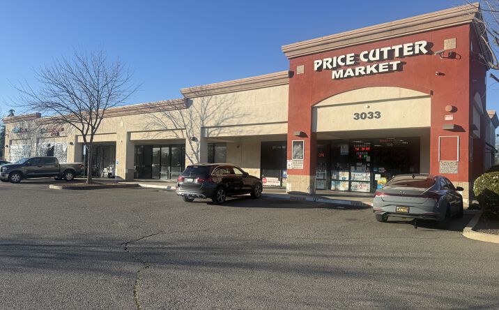 Pictures of Retail property located at 3033 Hurley Way, Sacramento, CA 95864 for lease - image #1