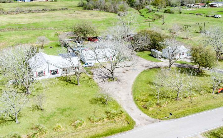 Pictures of Office, Industrial, Land, Special Purpose property located at 18023 Dace Rd., Alvin, TX 77511 for lease - image #1