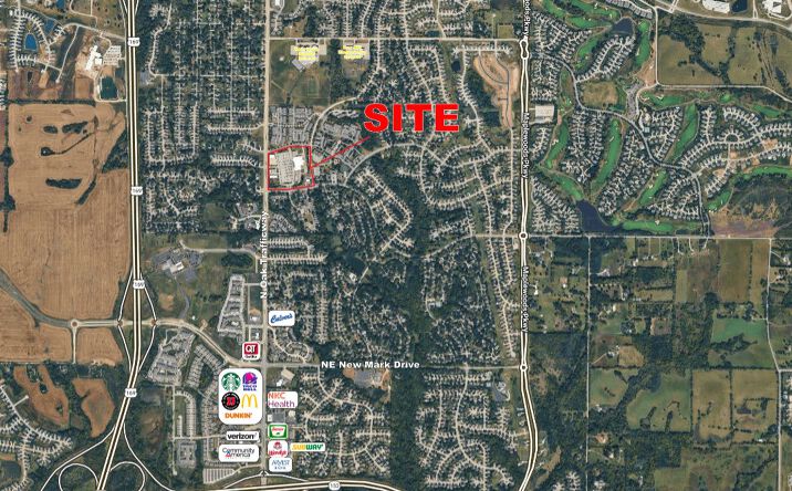 Pictures of Retail property located at 10225 N Oak Trafficway, Kansas City, MO 64155 for lease - image #1
