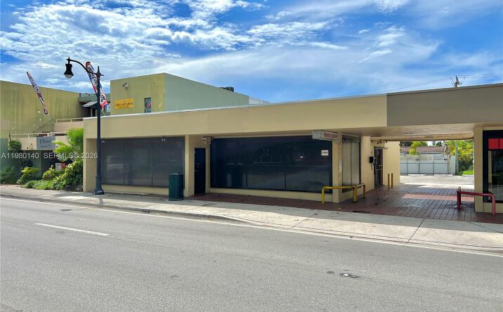 Pictures of Retail, Industrial property located at 3390 SW Coral Way, Miami, FL 33142 for lease - image #1