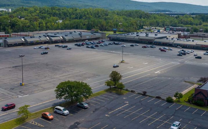 Pictures of Retail property located at 272 East End Centre, Wilkes-Barre, PA 18702 for lease - image #1