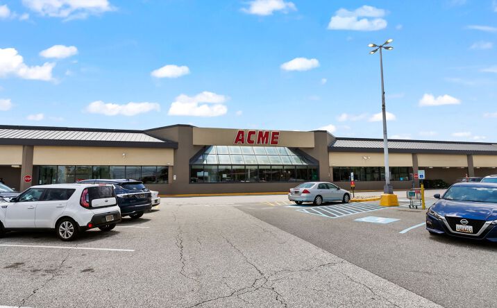Pictures of Retail property located at 1 University Dr, Newark, DE 19713 for lease - image #1