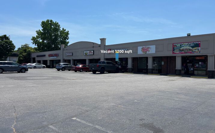 Pictures of Retail, Office, Restaurant property located at 1506 E Dixon Blvd, Shelby, NC 28152 for lease - image #1