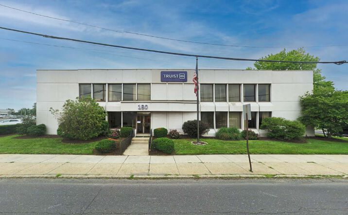 Pictures of Retail property located at 180 Old York Rd, Jenkintown, PA 19046 for lease - image #1