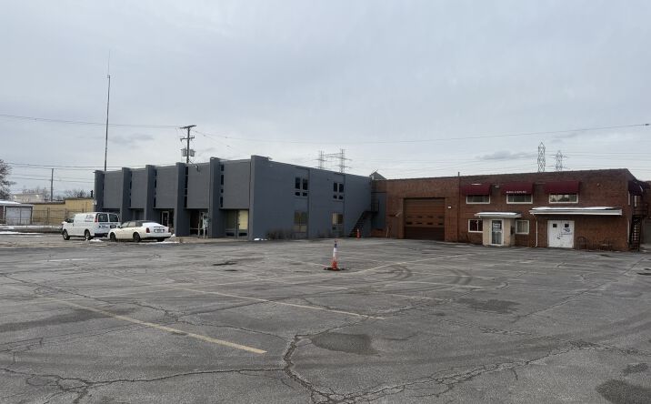 Pictures of Office property located at 11350 Brookpark Rd, Cleveland, OH 44130 for lease - image #1
