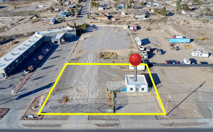Pictures of Retail, Office, Land property located at 201 Vinton Rd, Anthony, TX 79821 for lease - image #1
