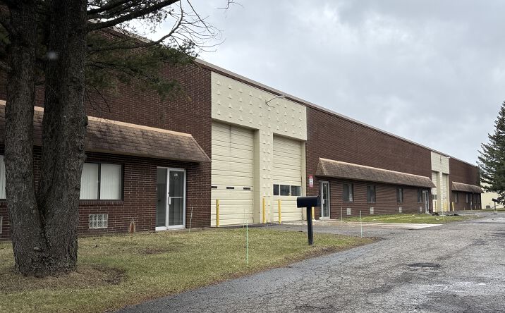 Pictures of Industrial property located at 2032 Winner St, Walled Lake, MI 48390 for lease - image #1