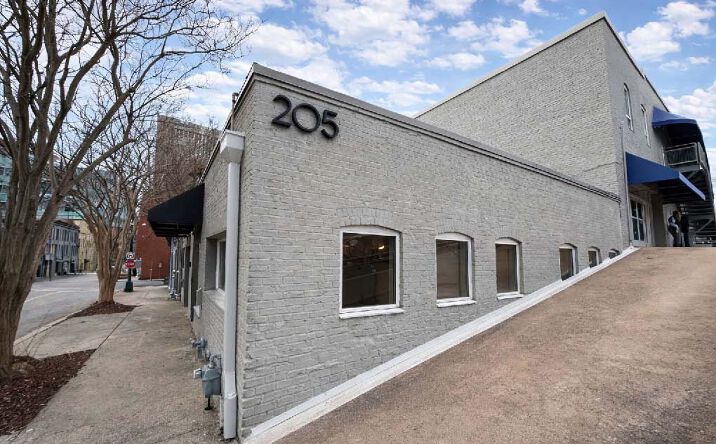 Pictures of Retail, Office property located at 205 N Laurens St, Greenville, SC 29601 for lease - image #1