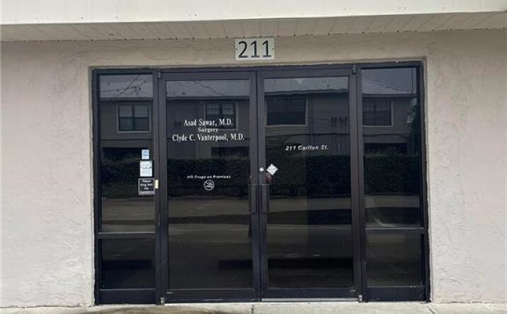 Pictures of Retail, Office, Special Purpose property located at 201 Carlton St, Wauchula, FL 33873 for lease - image #1