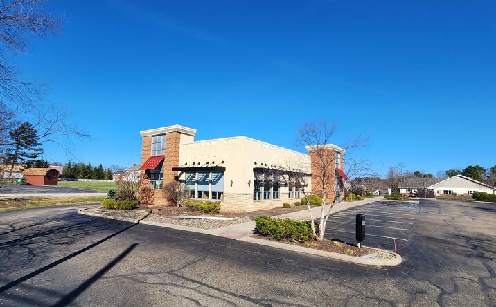 Pictures of Retail, Restaurant property located at 4118 OH-43, Kent, OH 44240 for lease - image #1