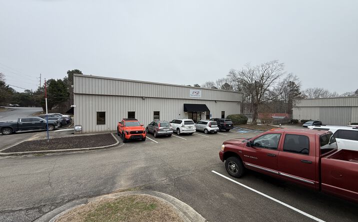 Pictures of Industrial property located at 126 P Rickman Industrial Dr, Canton, GA 30115 for lease - image #1